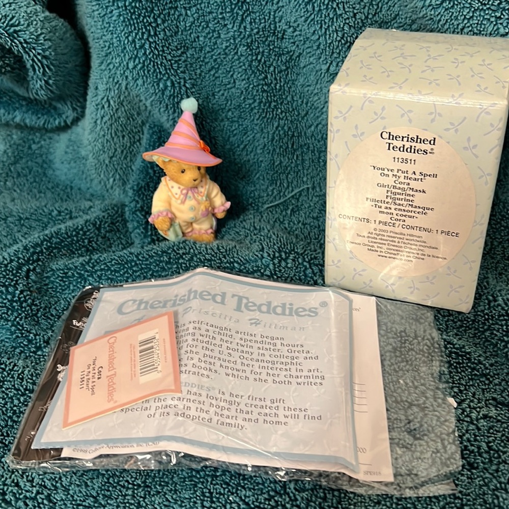 Cherished Teddies Cora Girl With Bag & Mask Figurine 2003 Original box